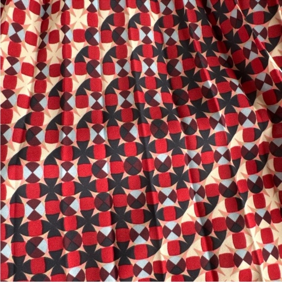 ANTHROPOLOGIE MAEVE Geometric Print
Pleated Midi Skirt, Size M. - Picture 9 of 15